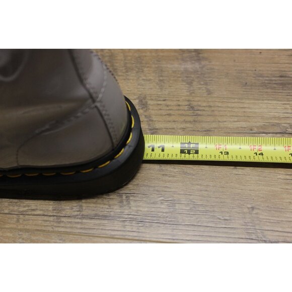 Dr. Martens‎ women's 1460 8-eye gray patent leather lamper boots 6 - Picture 11 of 16